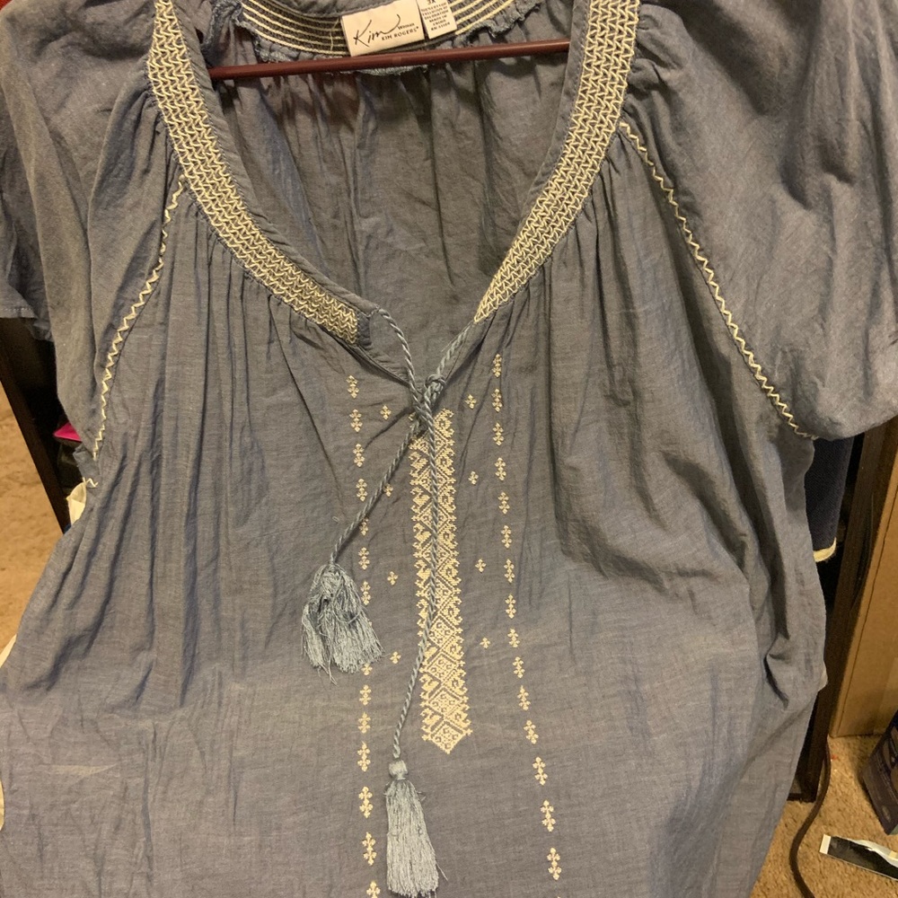 Light blue shirt